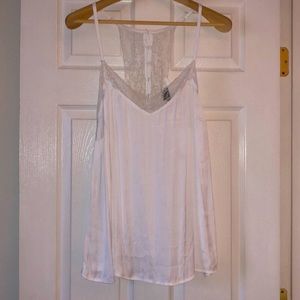 Torrid chiffon & lace white tank